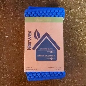 NWT Norwex Counter Cloths